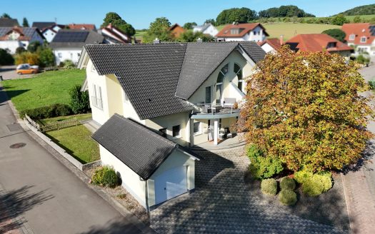 Doppelhaushälfte
