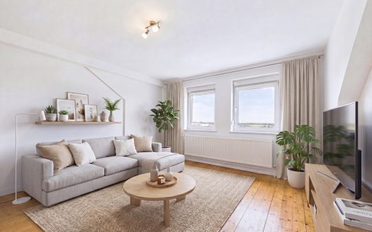 4-Zimmer-Wohnung mit historischem Charme, Garage und Speicher